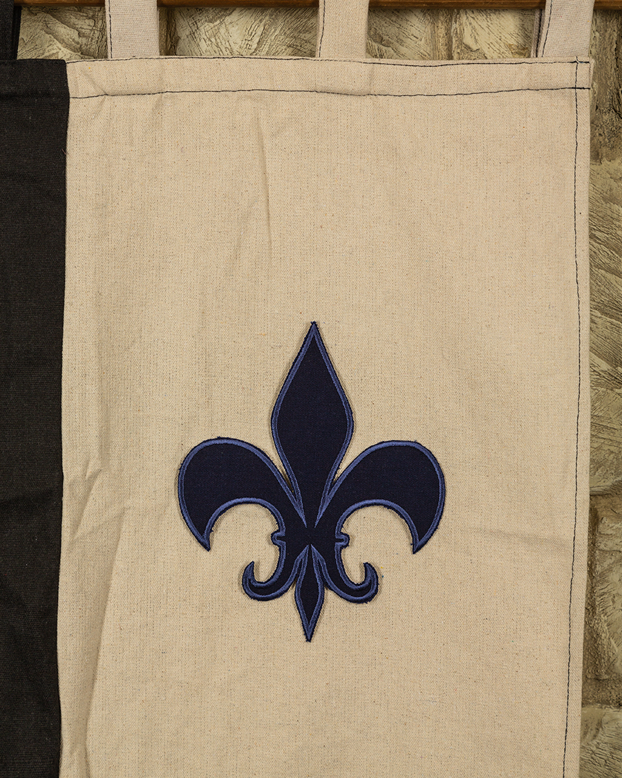 Fleur-de-lis patch